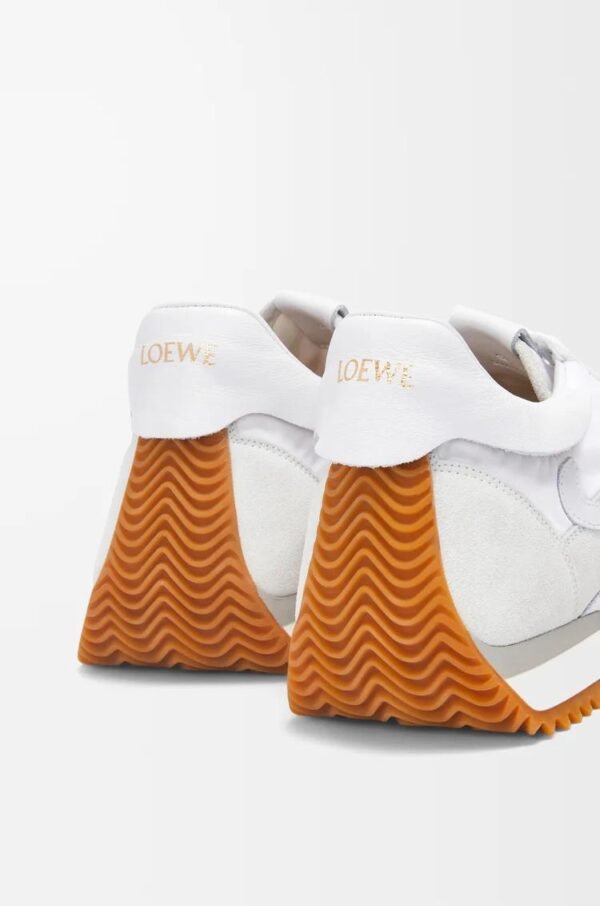 Loewe Flow Runner